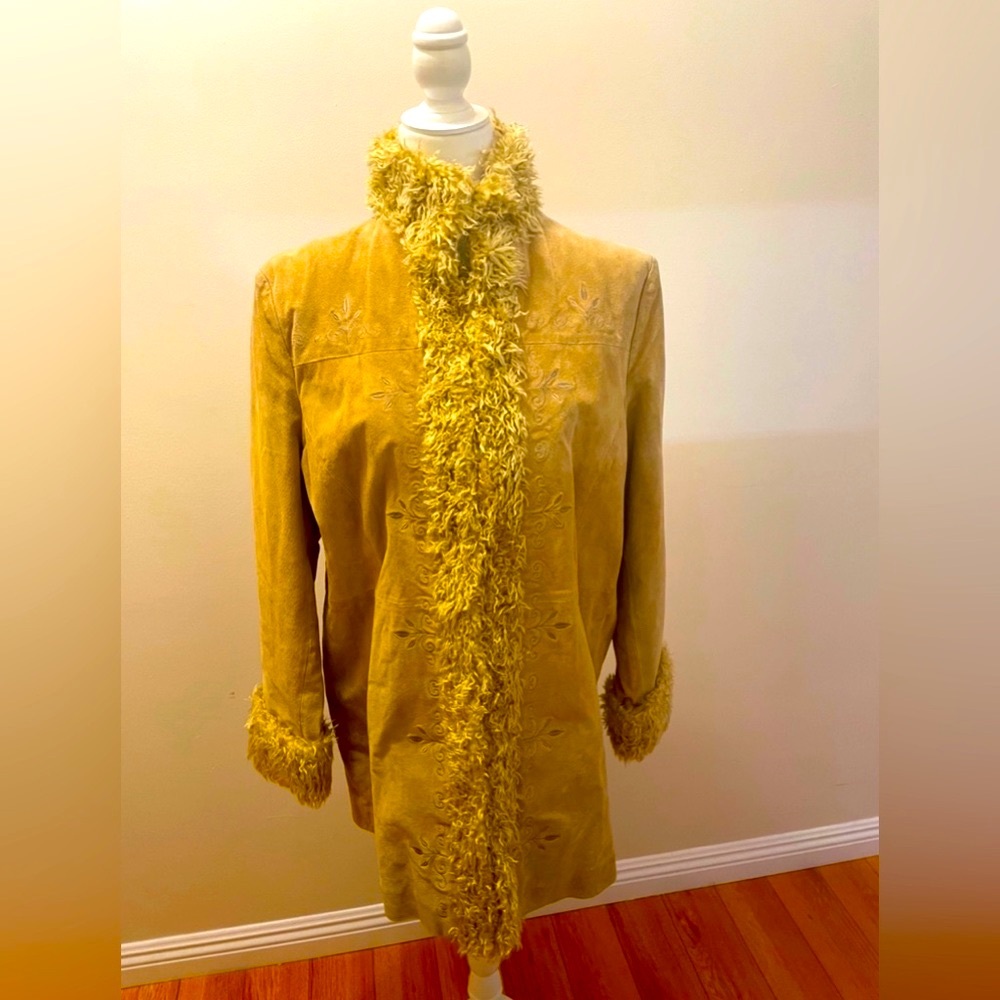 Colebrook Classics genuine suede embroidered coat with faux fur, Size 1X